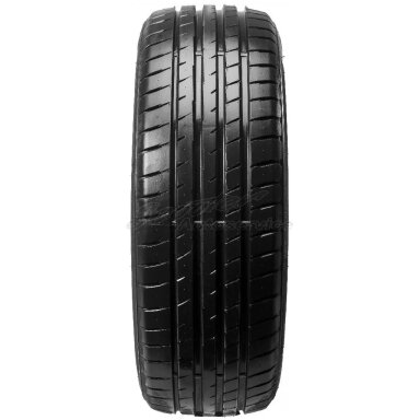 Sunny 225/40R18 92W NA305 XL