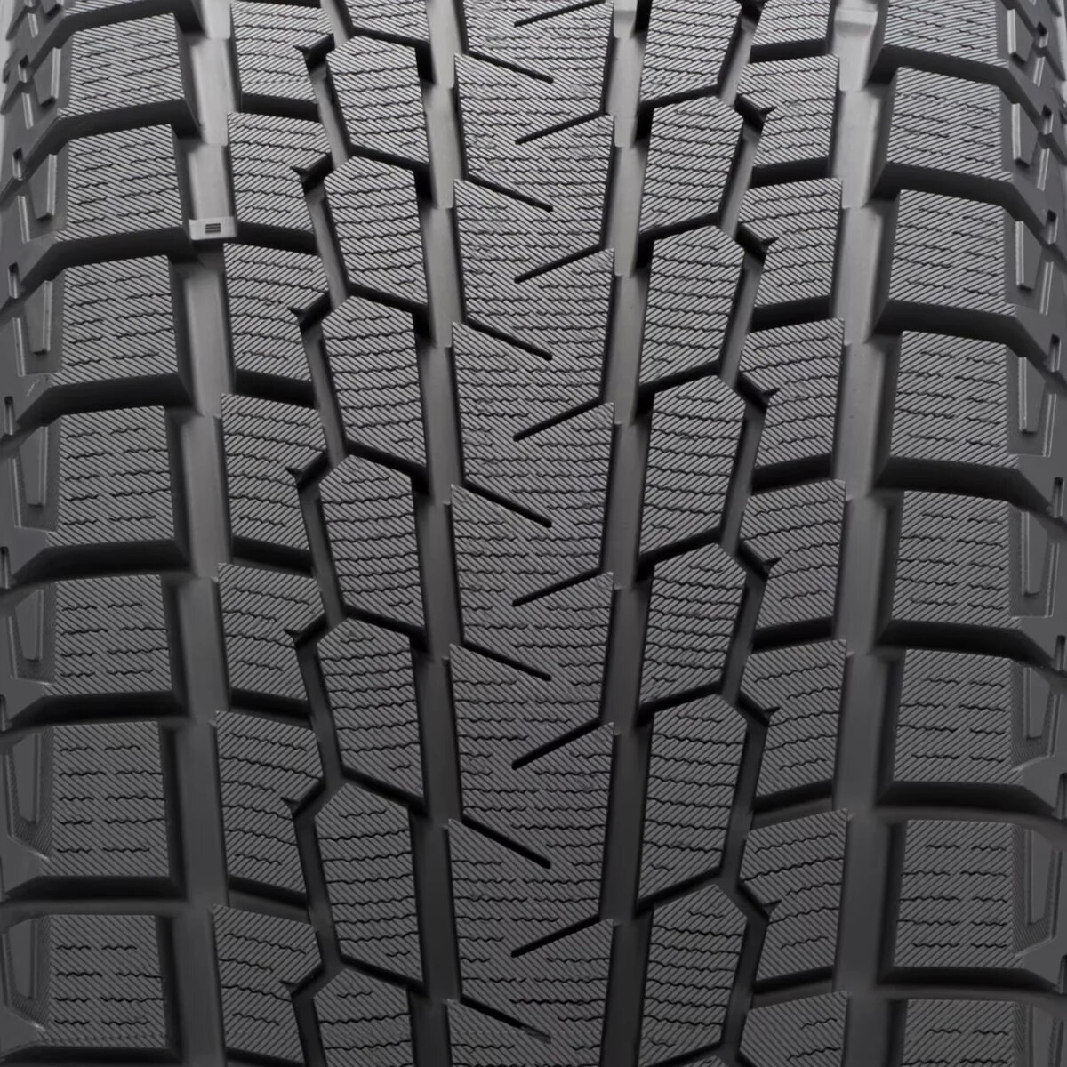 Yokohama 235/50R20 104Q ICEGUARD G075 XL 2 Yokohama 235/50R20 104Q ICEGUARD G075 XL 2